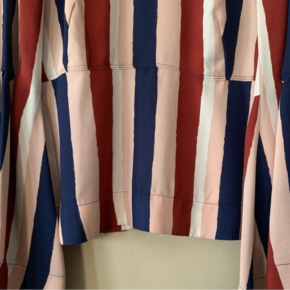 NWT BCBGMAXAZARIA Jeanne Striped Cabernet Blouse Boho Bell Sleeves Size Small - Picture 5 of 14